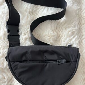Steve Madden Black Nylon Crossbody Bag